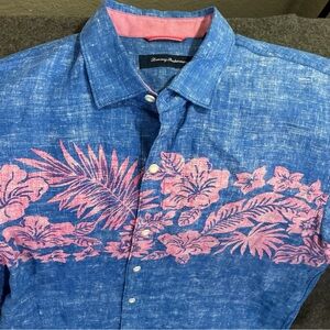 Tommy Bahama Men's Waimea Wonder Linen Camp Shirt in the Old Royal color size L
